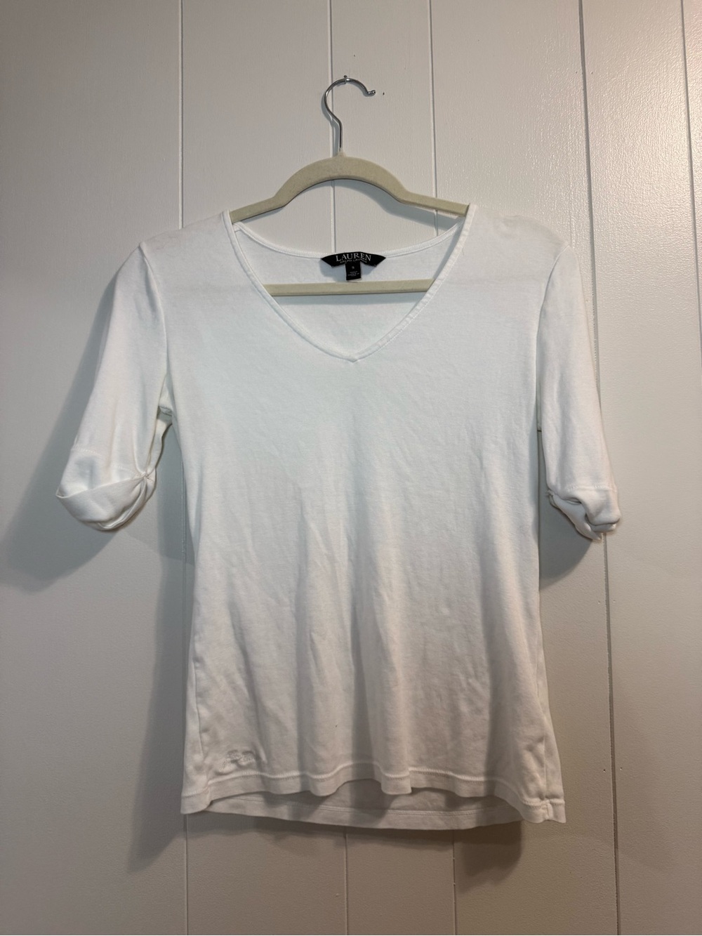 Lauren Ralph Lauren White V-Neck quarter Length 100% Cotton Womans Small shirt